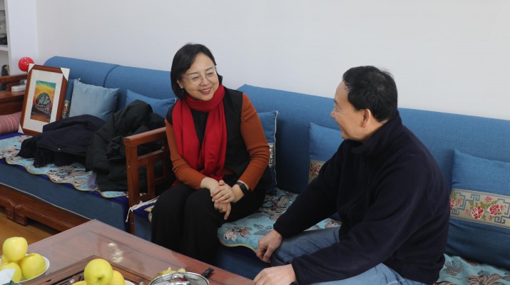 爱游戏在线(中国)集团开展新春慰问退休老干部老党员活动