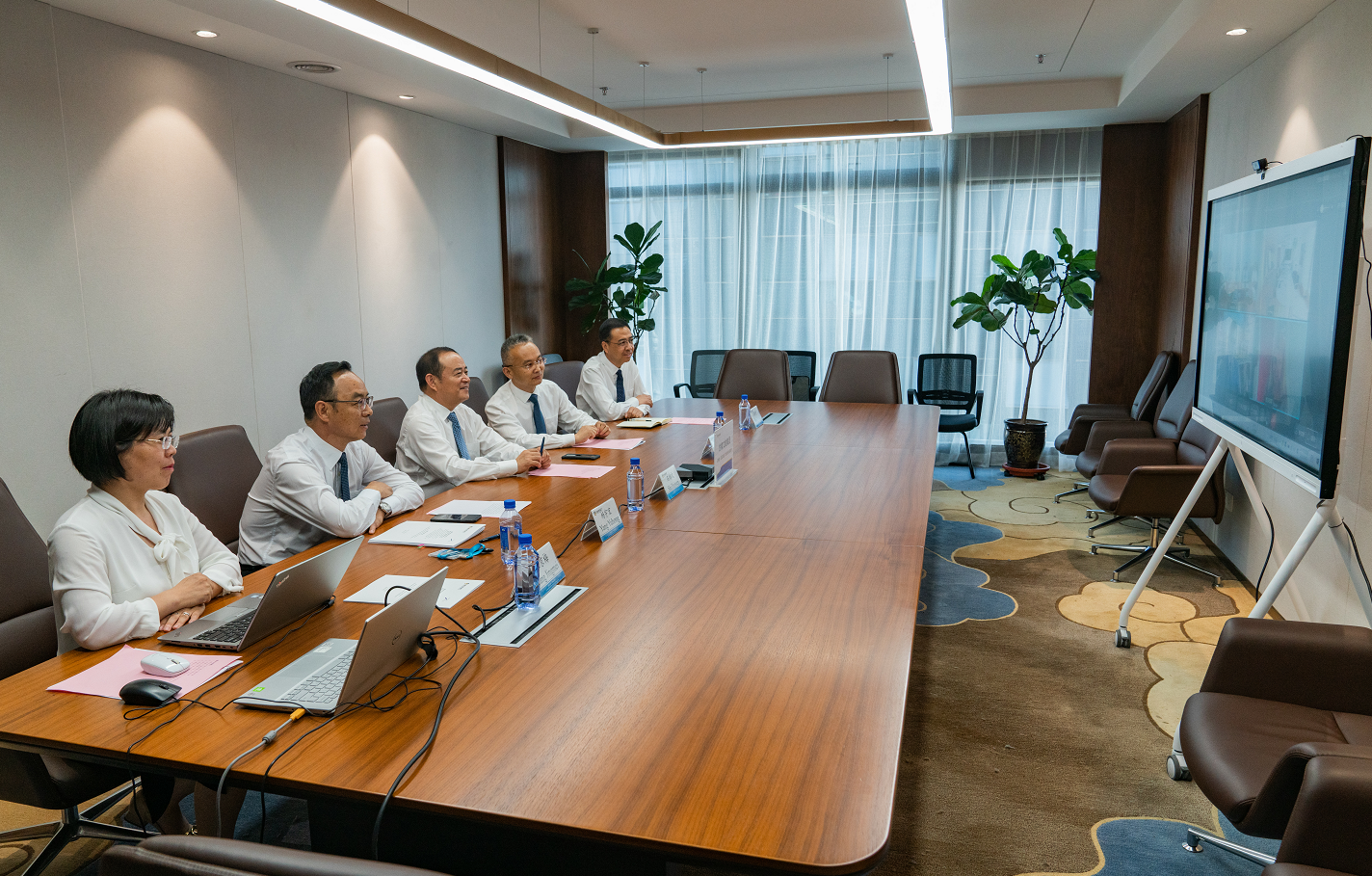 爱游戏在线(中国)集团与德国派珀创新发展公司德国Euno-Tech公司签署战略合作协议