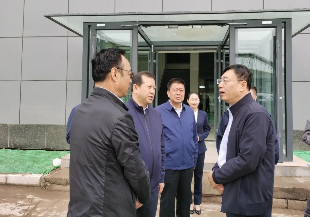 程晓波副省长调研指导爱游戏在线(中国)集团“祁连山1号冰川矿泉水”项目